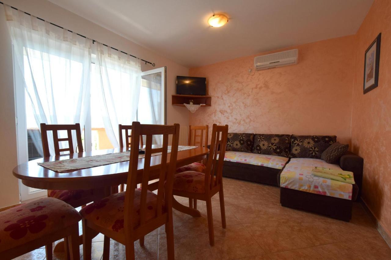 Apartments Rose Čižići Extérieur photo