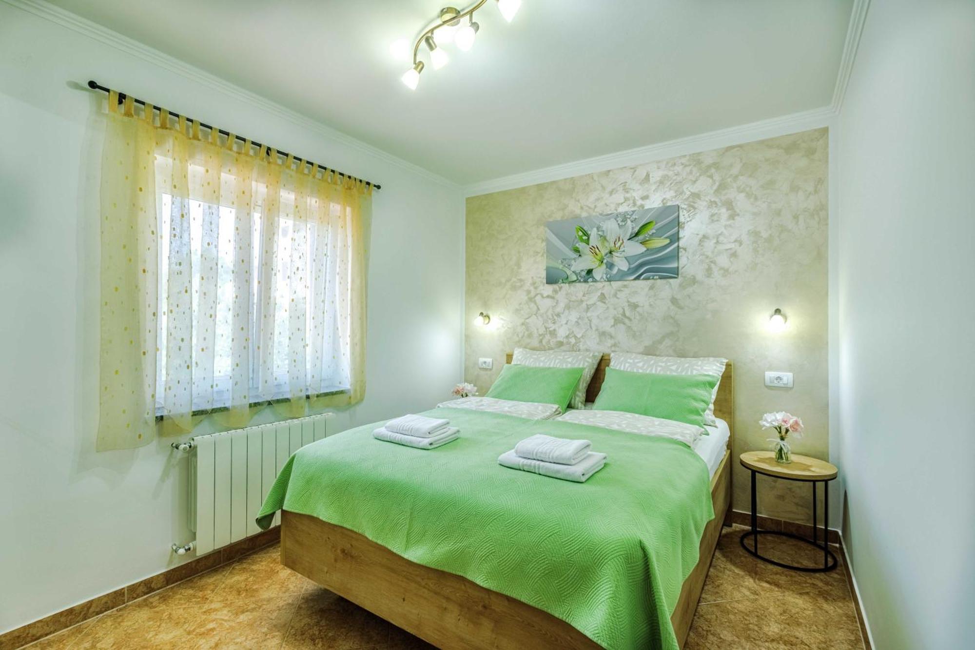 Apartments Rose Čižići Extérieur photo